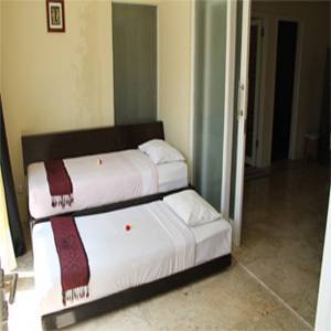 Resor The Village 3*
